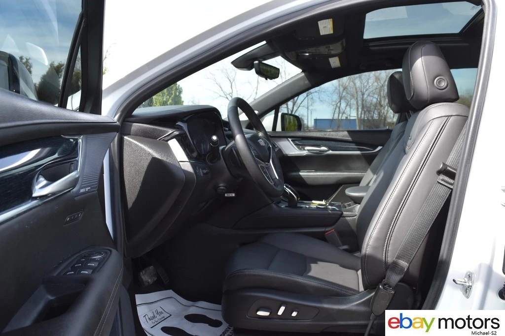 2025 Cadillac XT5 - Image 10 of 21