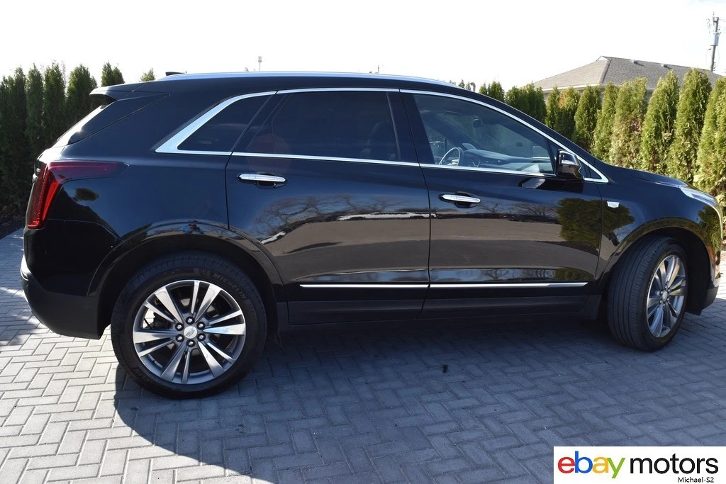 2025 Cadillac XT5 - Image 4 of 21