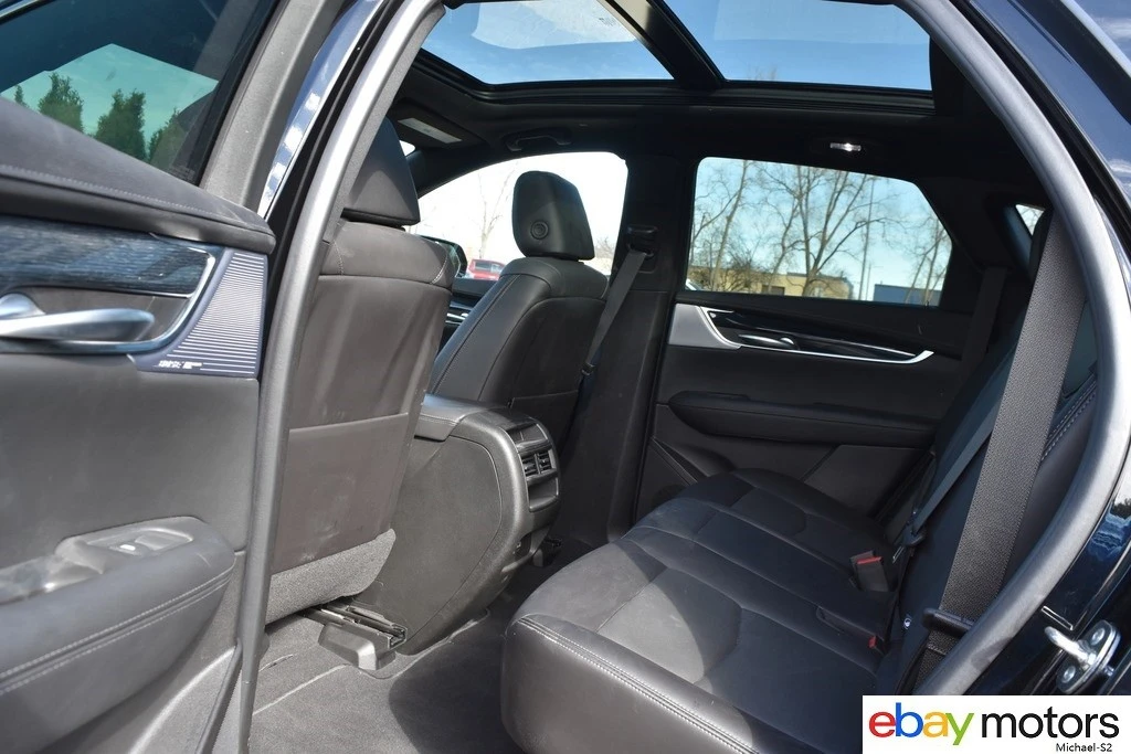 2025 Cadillac XT5 - Image 13 of 21