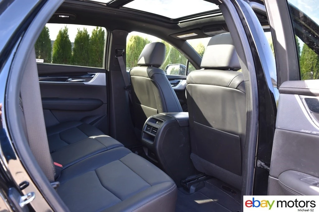 2025 Cadillac XT5 - Image 17 of 21