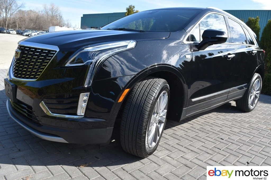 2025 Cadillac XT5 - Image 9 of 21