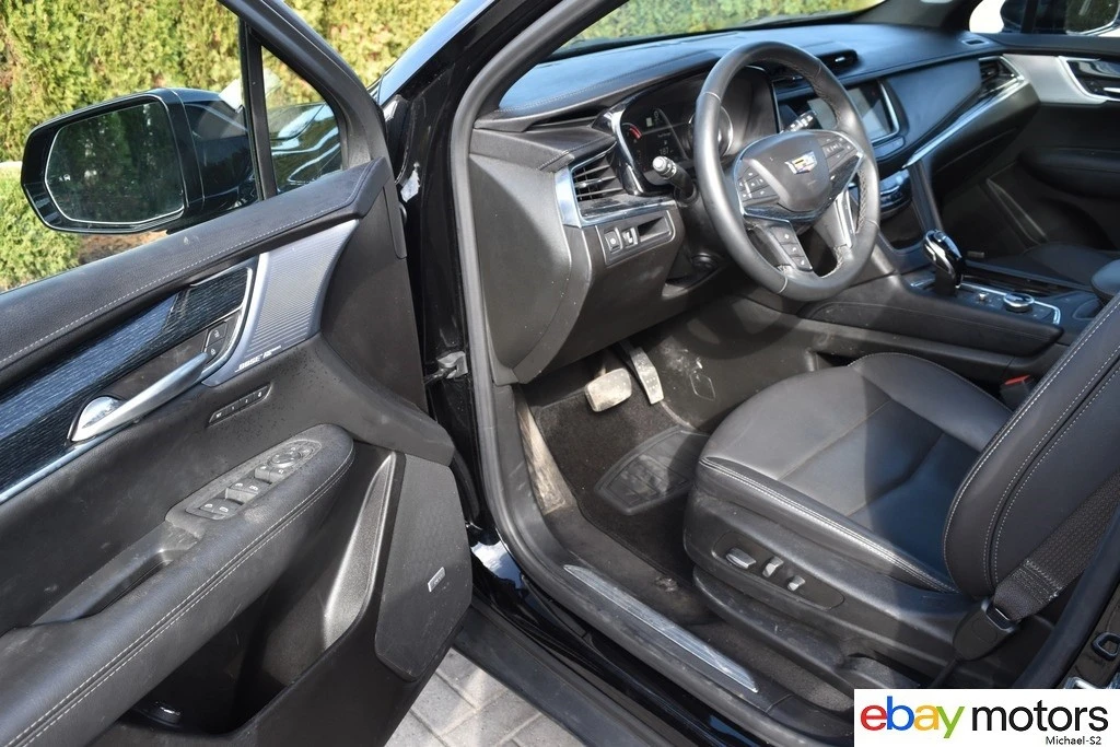 2025 Cadillac XT5 - Image 11 of 21