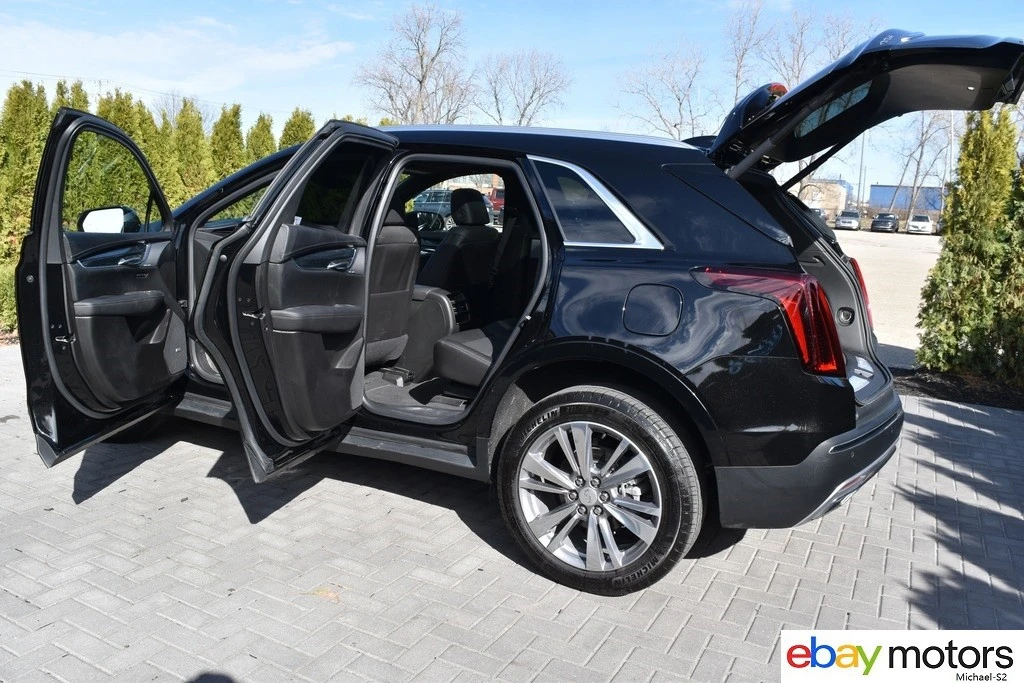 2025 Cadillac XT5 - Image 18 of 21