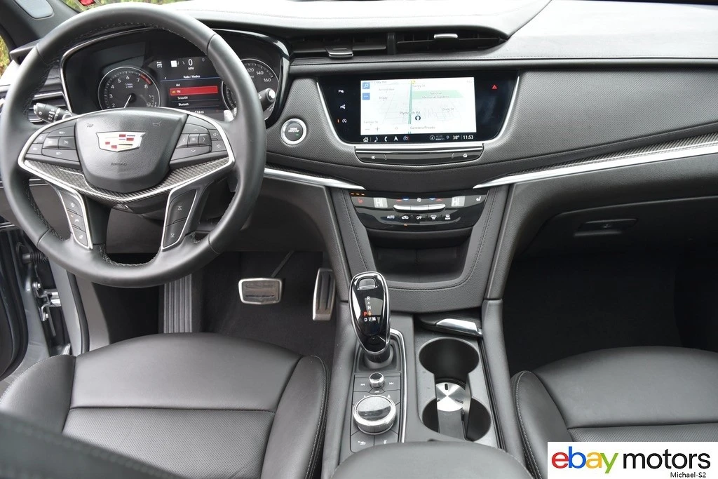 2025 Cadillac XT5 - Image 14 of 21