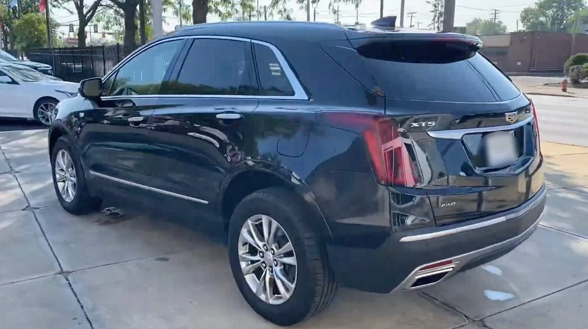 2025 Cadillac XT5 - Image 6 of 11