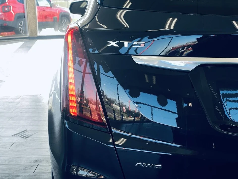 2025 Cadillac XT5 - Image 21 of 21