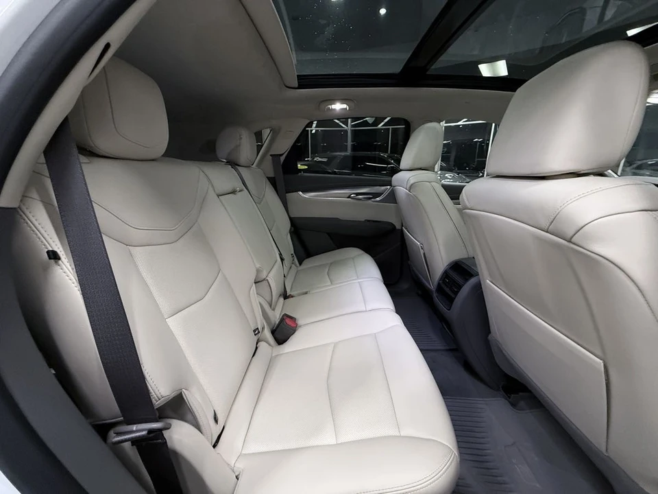 2025 Cadillac XT5 - Image 20 of 21