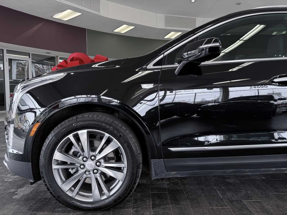 2025 Cadillac XT5 - Image 20 of 21