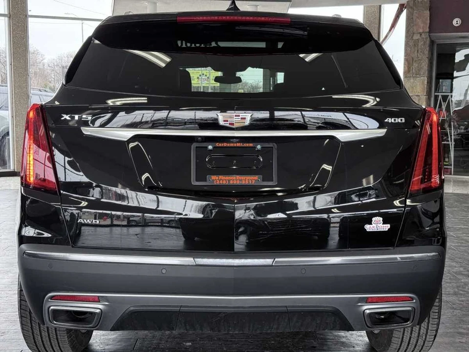 2025 Cadillac XT5 - Image 12 of 21