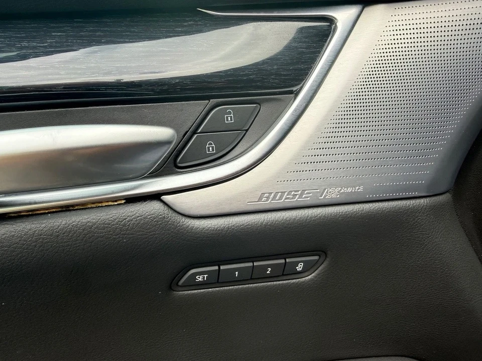 2025 Cadillac XT5 - Image 12 of 21