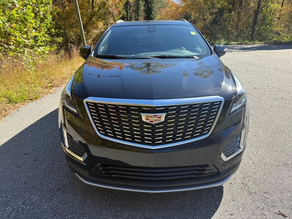 2025 Cadillac XT5 - Image 3 of 12