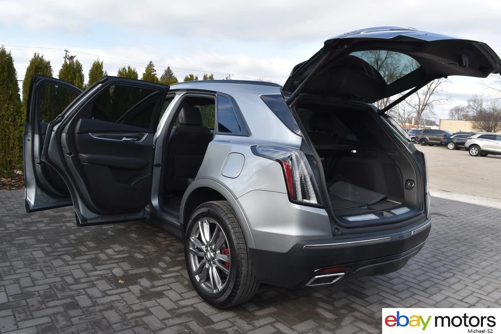 2025 Cadillac XT5 - Image 19 of 21