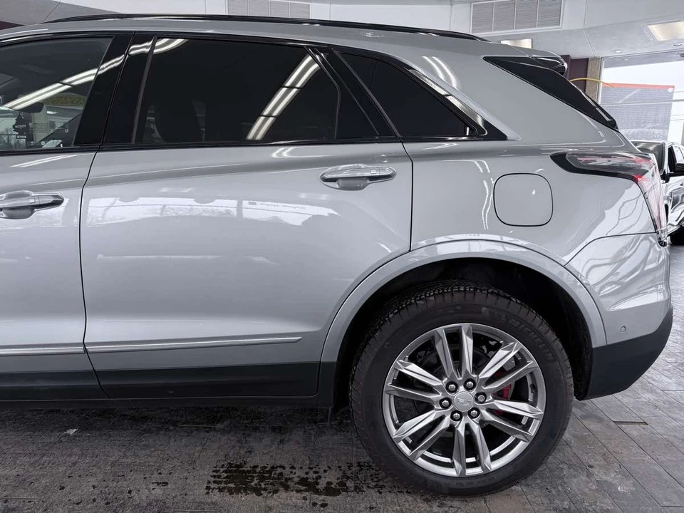 2025 Cadillac XT5 - Image 12 of 21