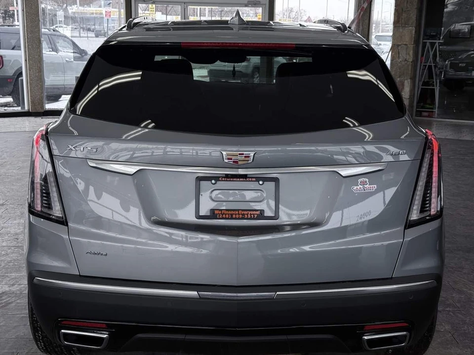 2025 Cadillac XT5 - Image 11 of 21