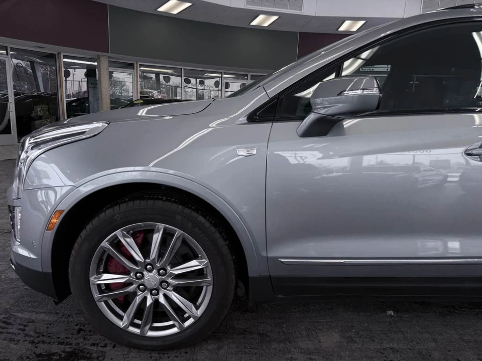 2025 Cadillac XT5 - Image 13 of 21