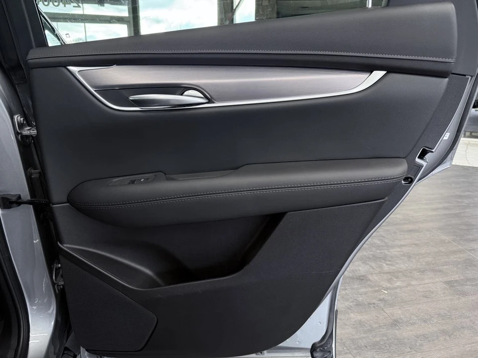 2025 Cadillac XT5 - Image 31 of 31
