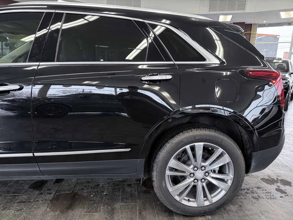 2025 Cadillac XT5 - Image 20 of 21