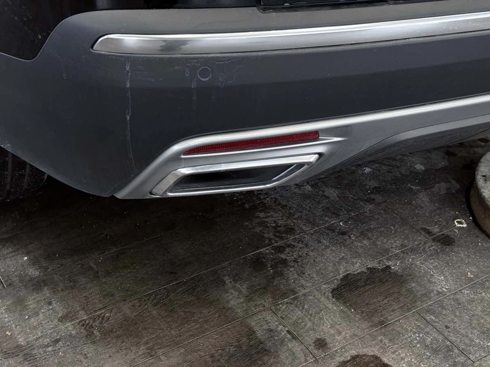 2025 Cadillac XT5 - Image 18 of 21