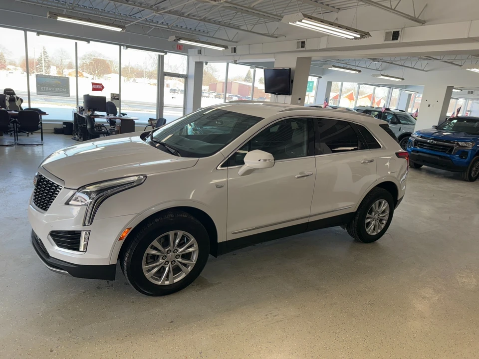 2025 Cadillac XT5 - Image 5 of 21