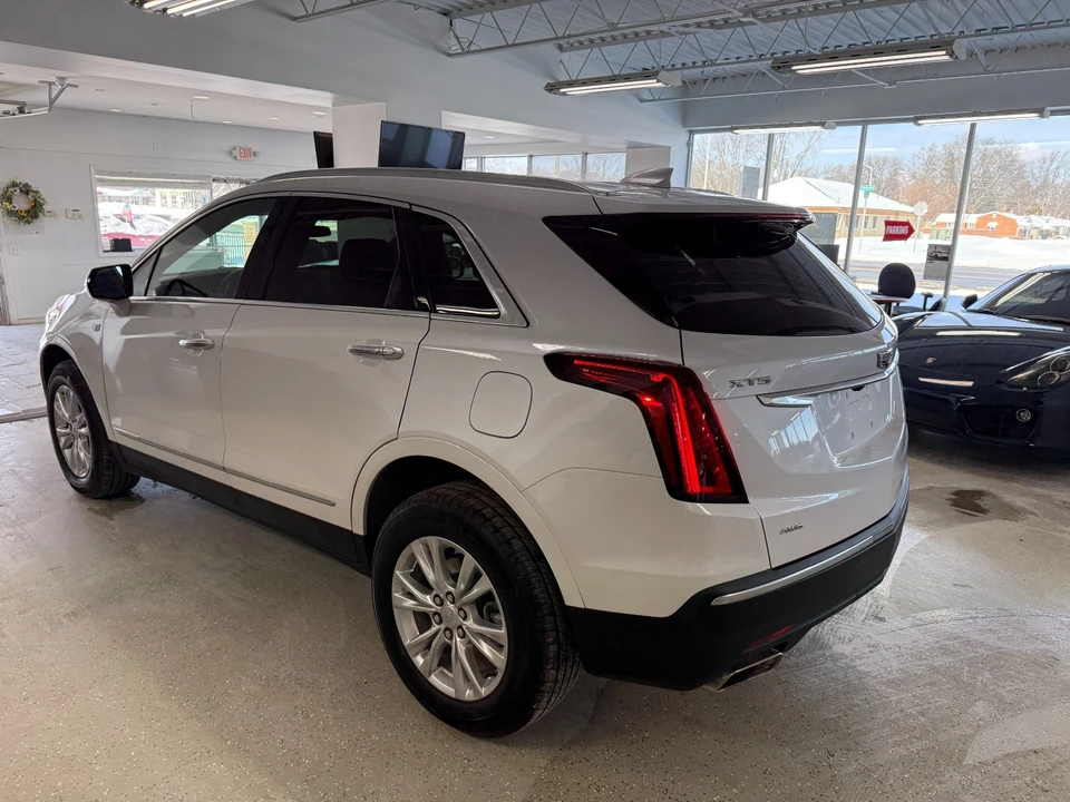 2025 Cadillac XT5 - Image 7 of 21