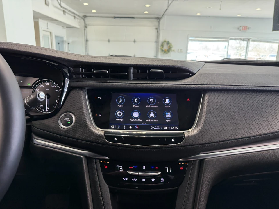 2025 Cadillac XT5 - Image 17 of 21