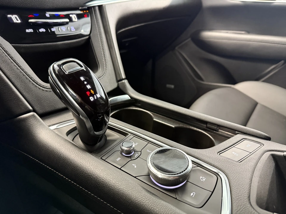 2025 Cadillac XT5 - Image 21 of 21