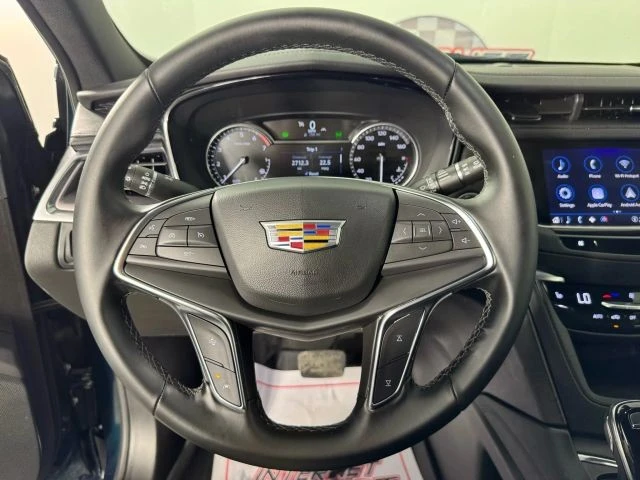 2025 Cadillac XT5 - Image 13 of 21