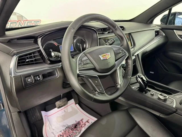 2025 Cadillac XT5 - Image 10 of 12