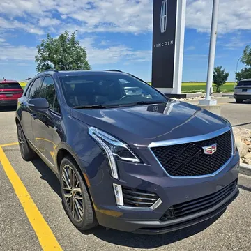 2025 Cadillac XT5 Sport