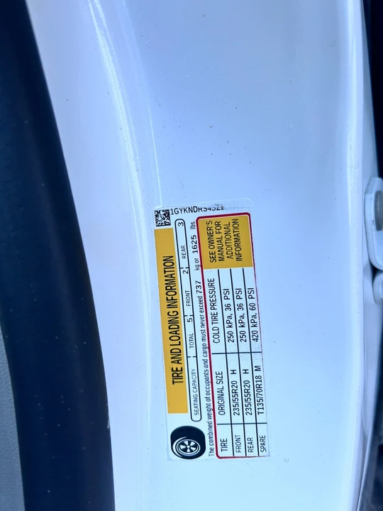 2025 Cadillac XT5 - Image 12 of 20