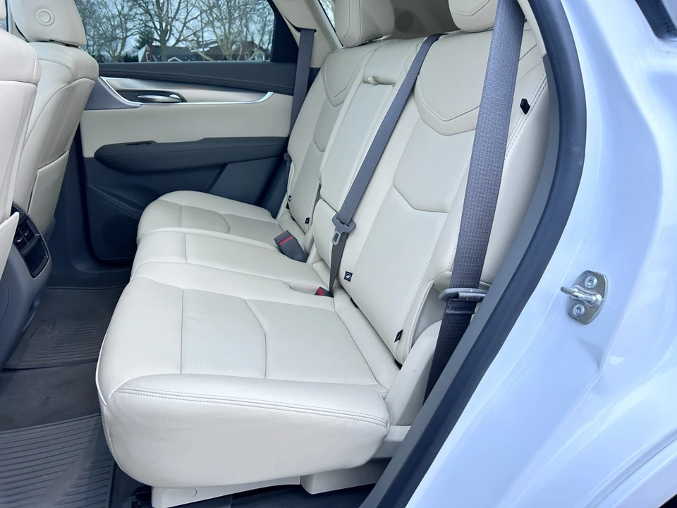 2025 Cadillac XT5 - Image 19 of 20