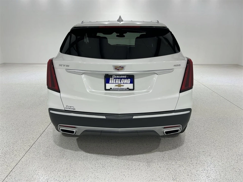 2025 Cadillac XT5 - Image 7 of 12