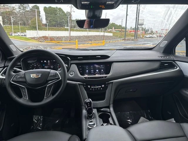 2025 Cadillac XT5 - Image 12 of 12