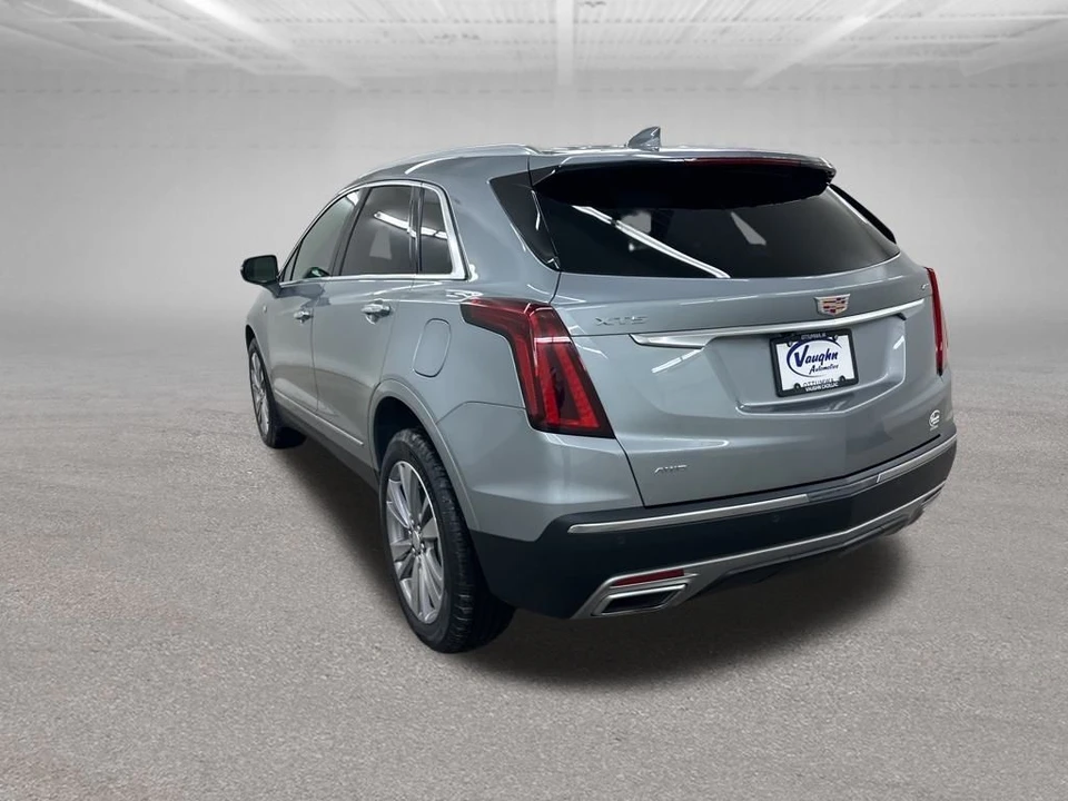 2025 Cadillac XT5 - Image 8 of 12