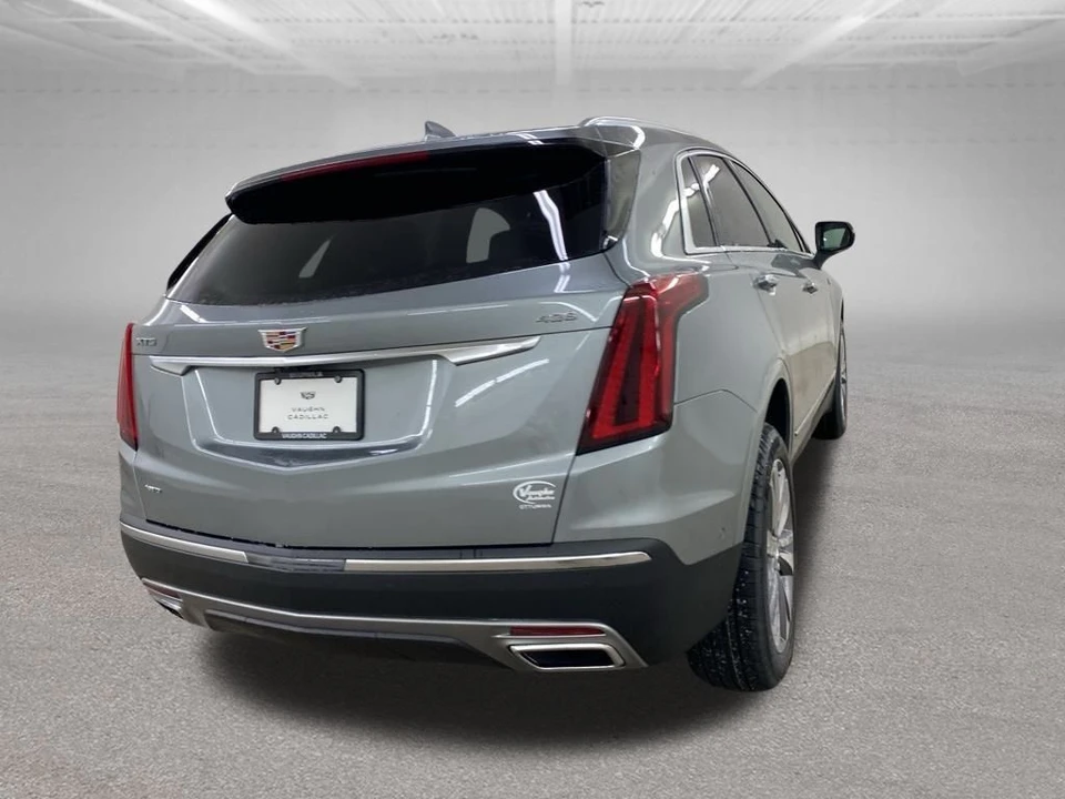 2025 Cadillac XT5 - Image 10 of 12