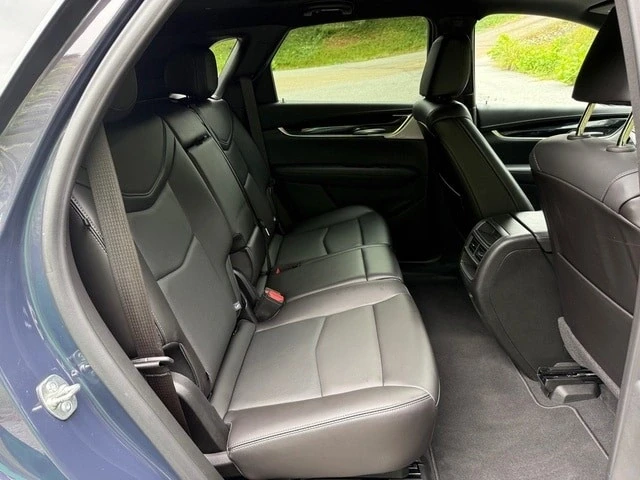 2025 Cadillac XT5 - Image 20 of 21
