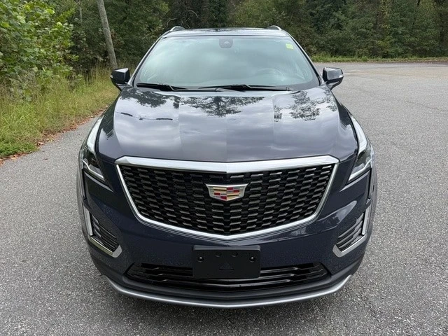 2025 Cadillac XT5 - Image 3 of 21