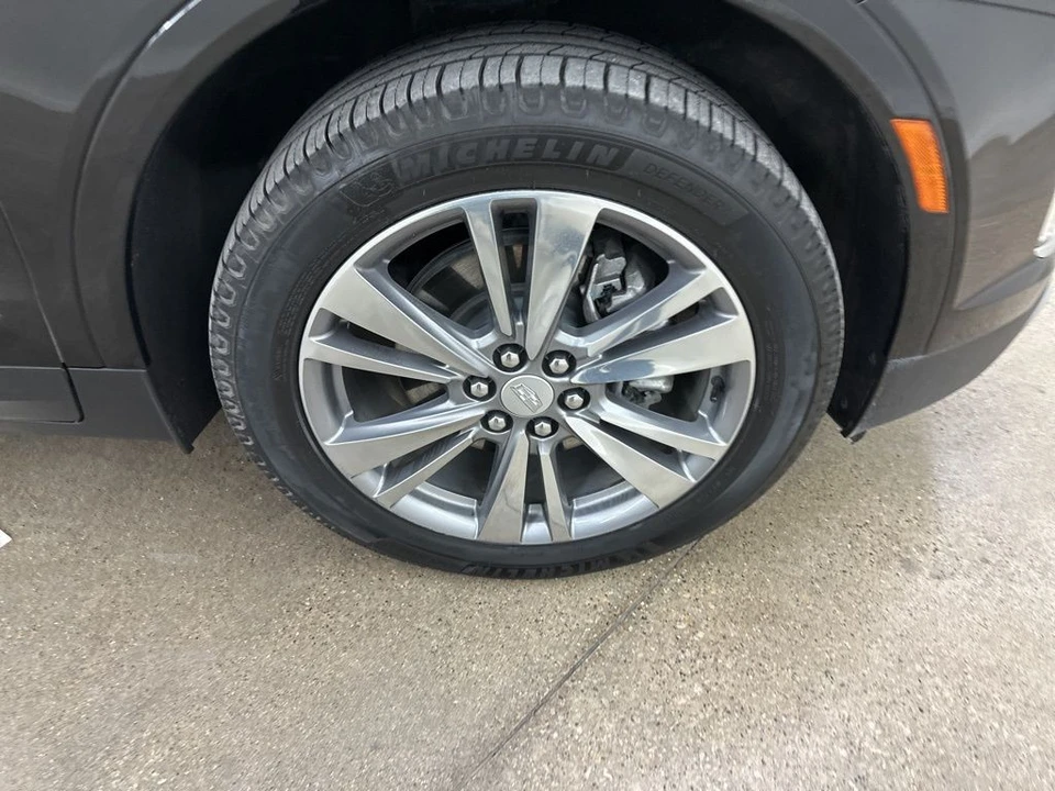 2025 Cadillac XT5 - Image 13 of 21