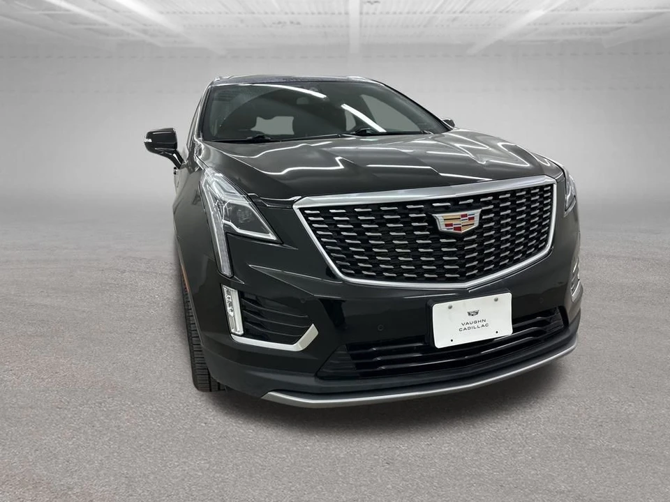 2025 Cadillac XT5 - Image 2 of 21