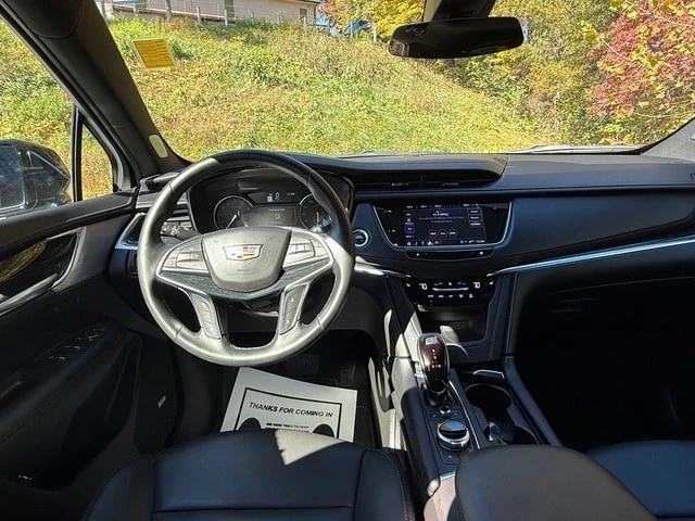2025 Cadillac XT5 - Image 10 of 12