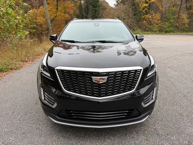 2025 Cadillac XT5 - Image 3 of 12