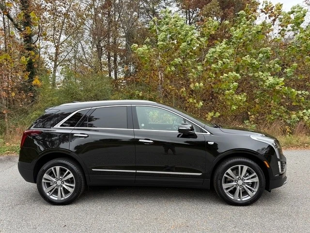 2025 Cadillac XT5 - Image 5 of 12
