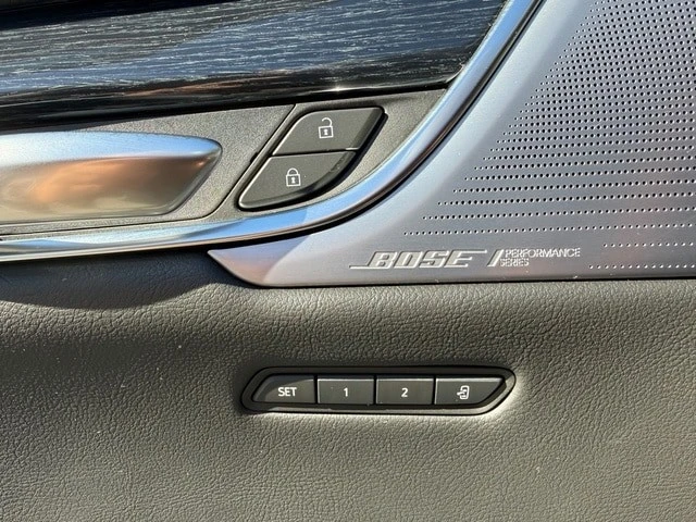 2025 Cadillac XT5 - Image 12 of 12