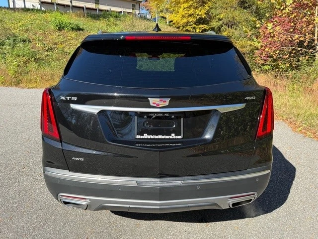 2025 Cadillac XT5 - Image 7 of 12