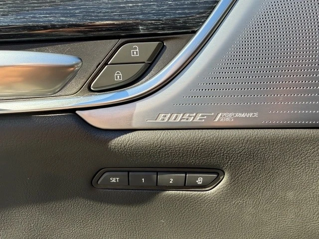 2025 Cadillac XT5 - Image 12 of 12