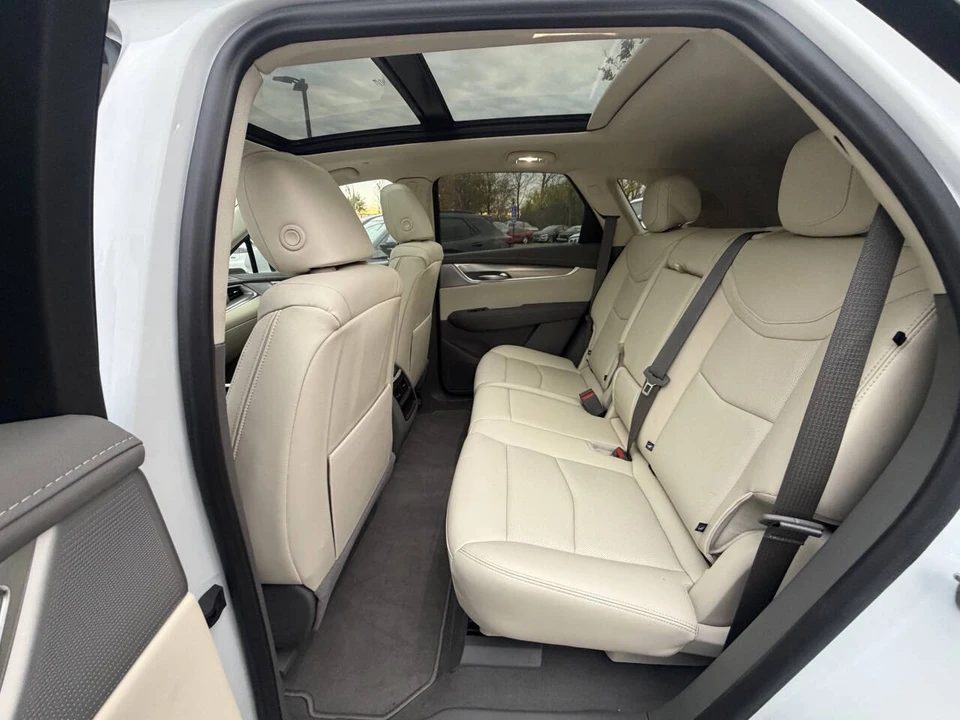 2025 Cadillac XT5 - Image 17 of 21