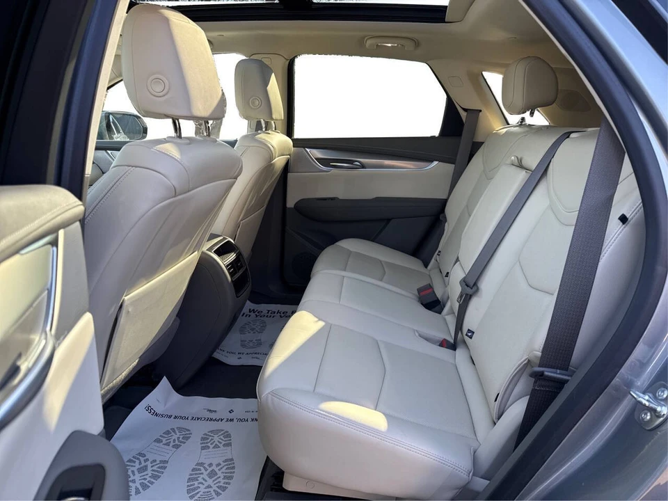 2025 Cadillac XT5 - Image 10 of 12