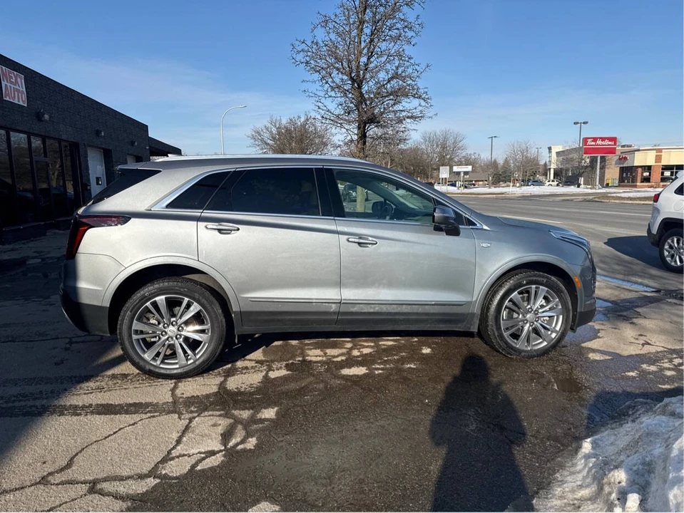 2025 Cadillac XT5 - Image 6 of 12