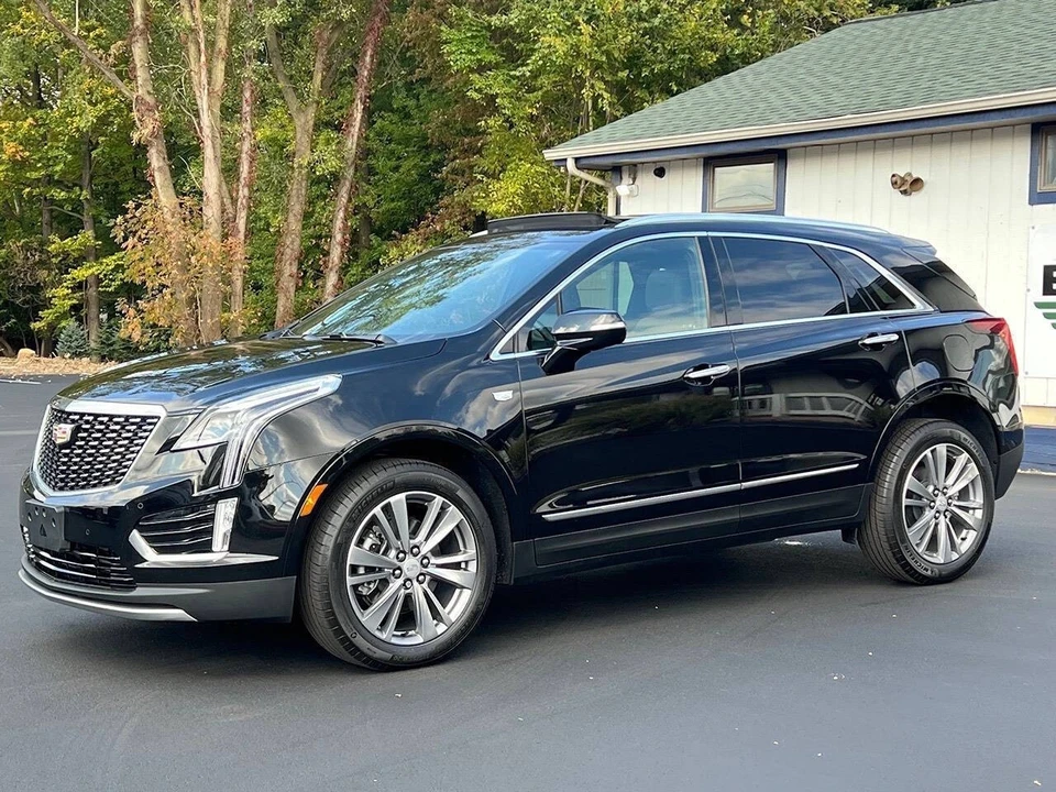 2025 Cadillac XT5 - Image 12 of 21
