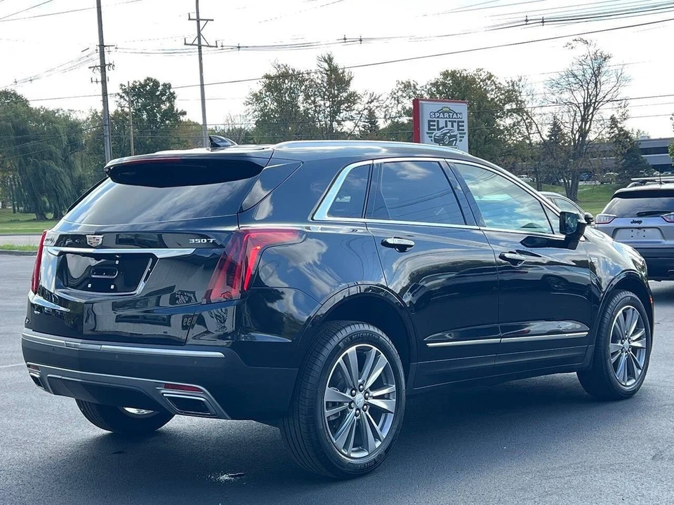 2025 Cadillac XT5 - Image 8 of 21